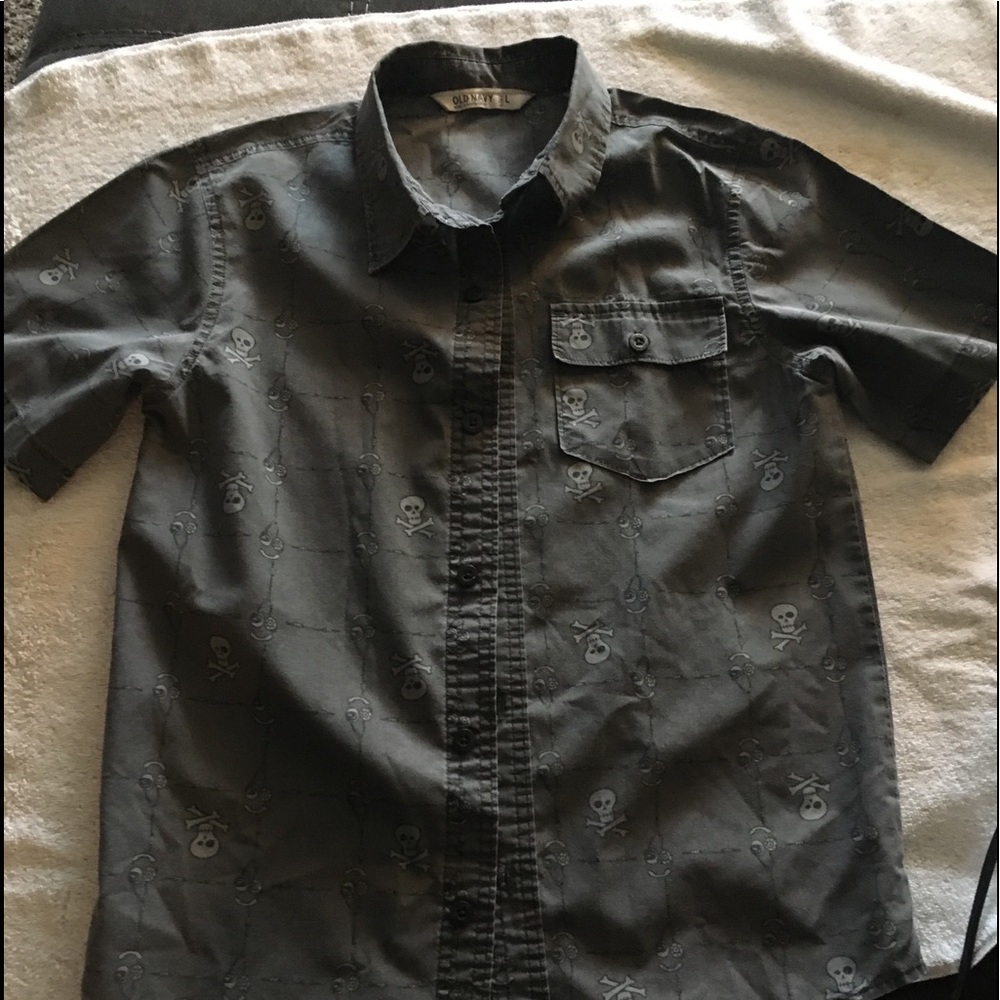 Boys skull head button up